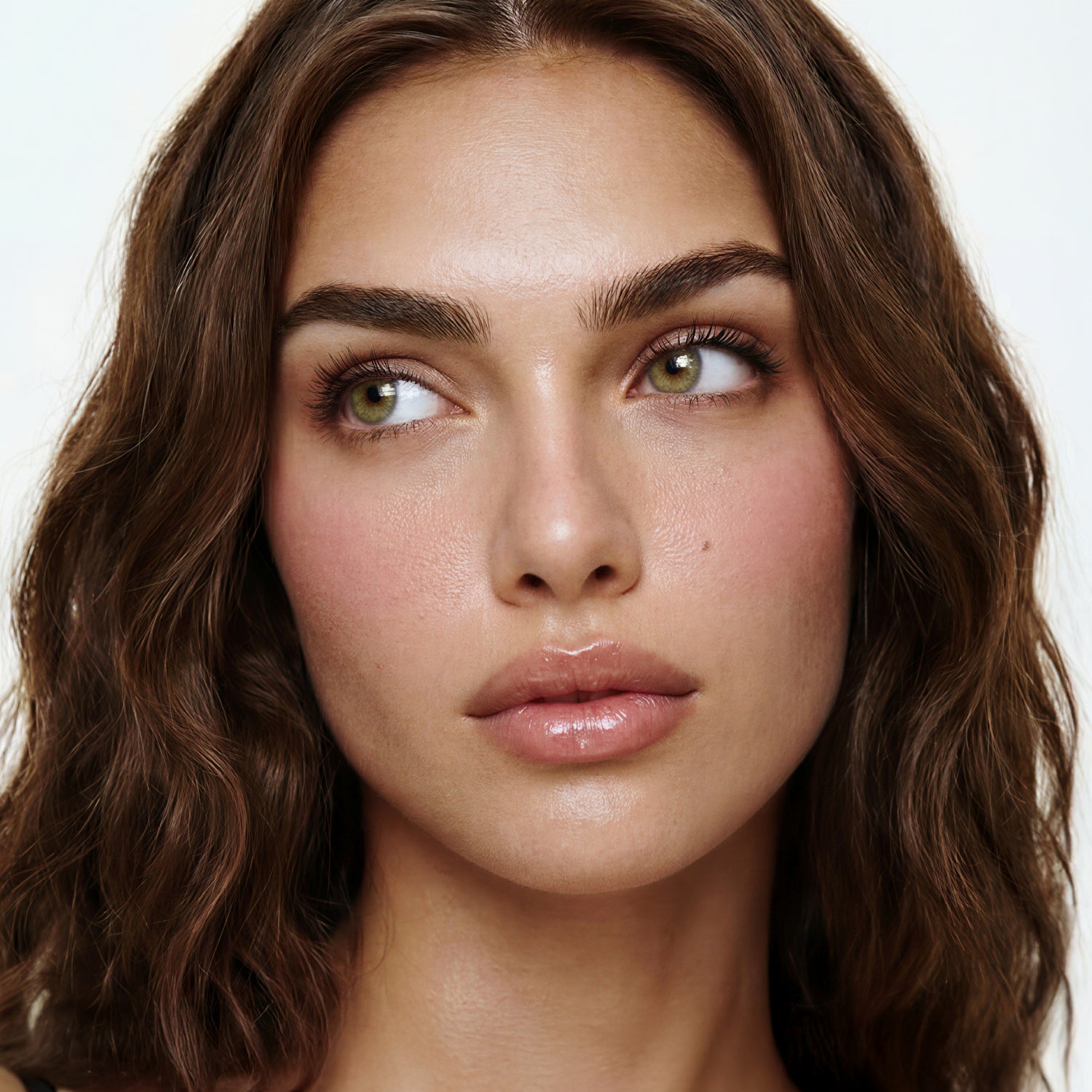 Moor Hazel brown color contacts